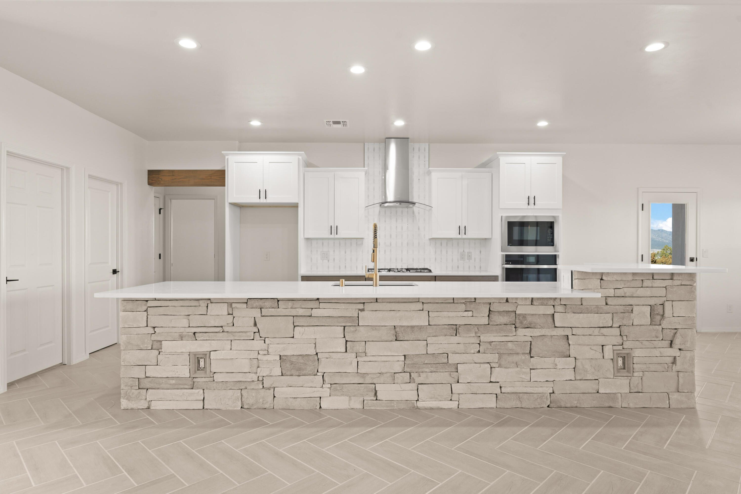 18 Punch Court, Tijeras, New Mexico image 6