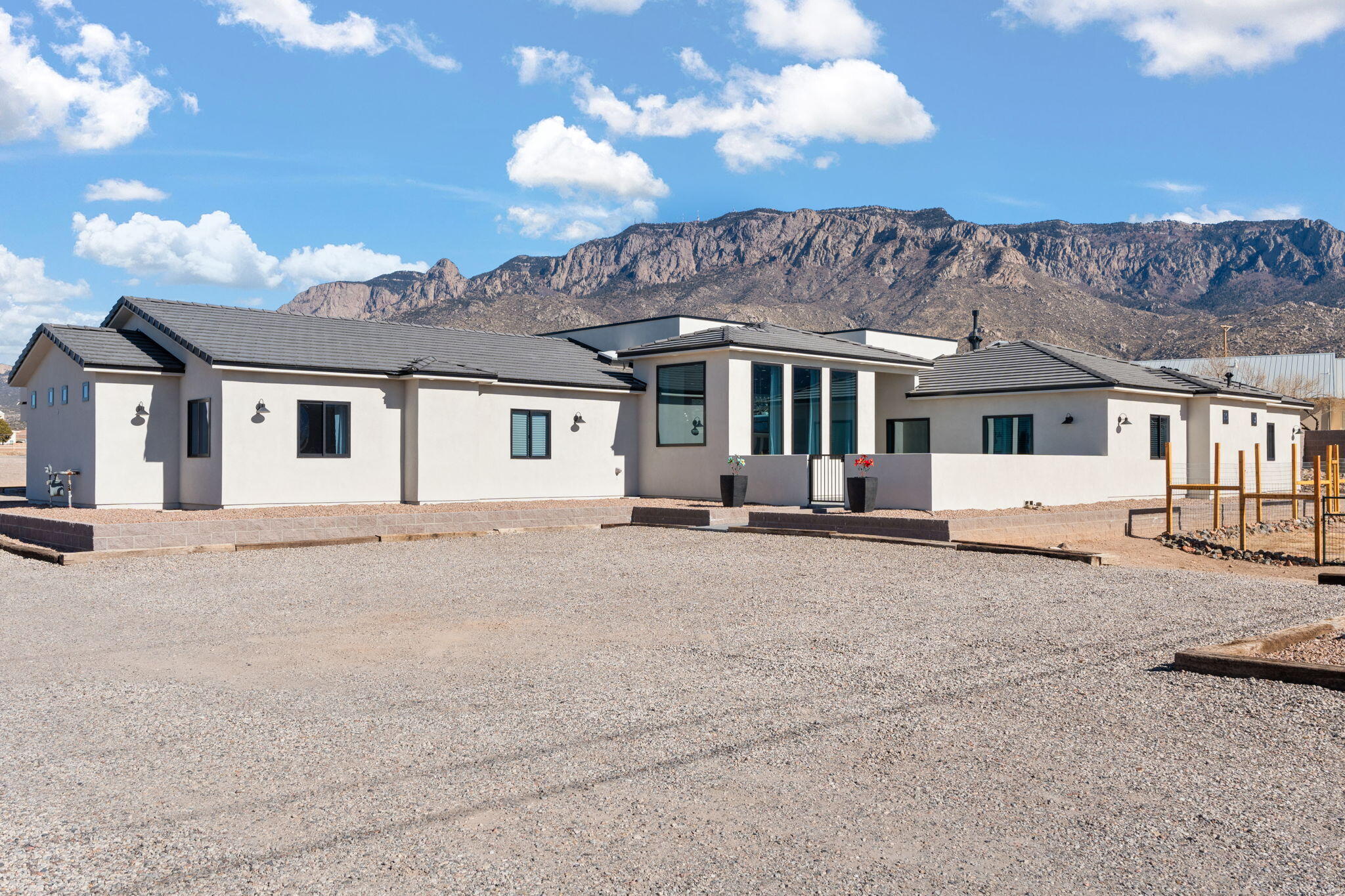 12405 Palomas Avenue, Albuquerque, New Mexico image 2