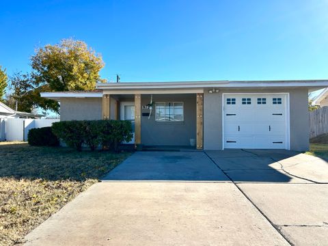 Photo of 912 W Forest Street, Roswell, NM 88203 (MLS # 1096610)