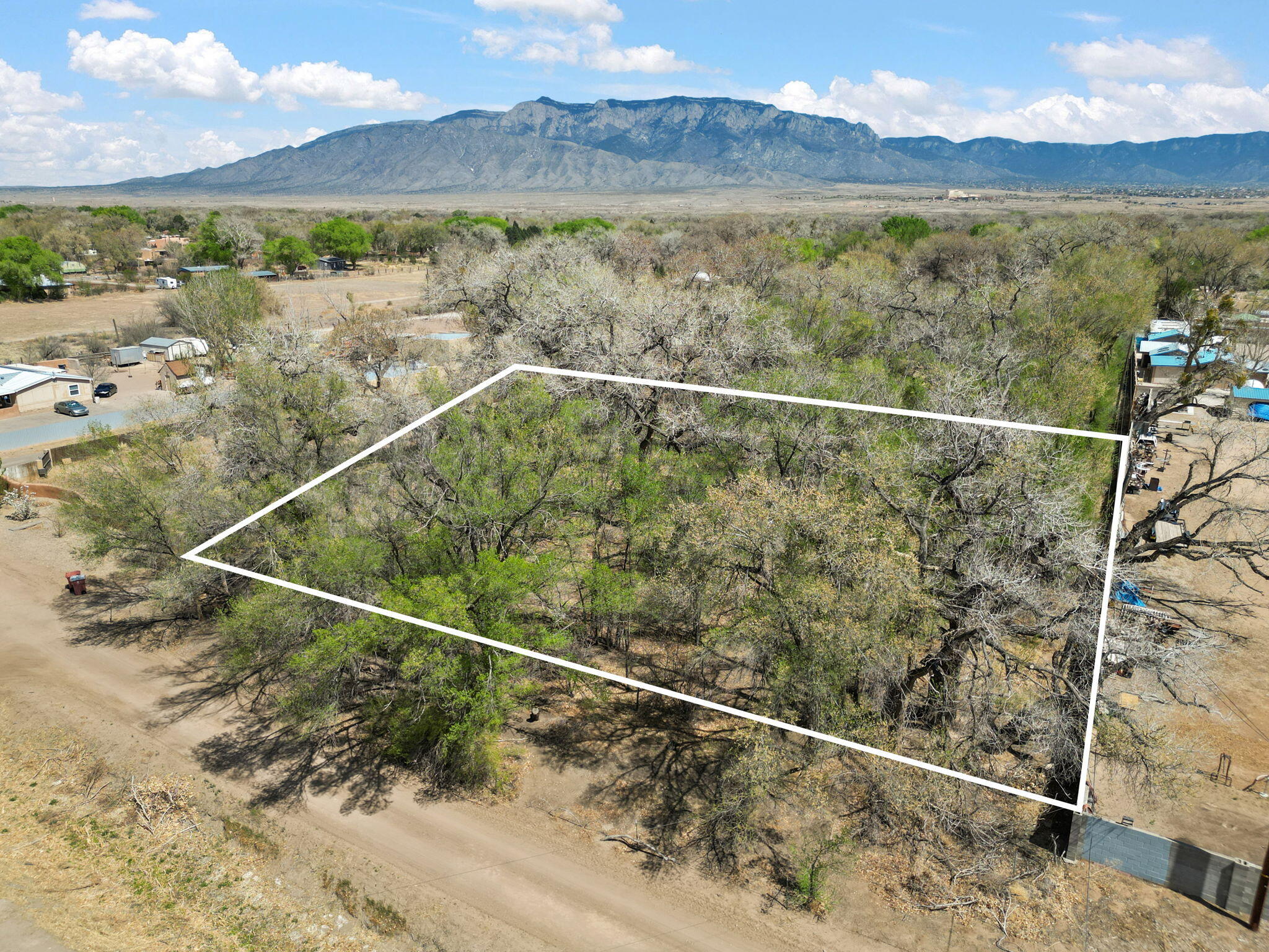 12 Huff Road, Corrales, New Mexico image 1
