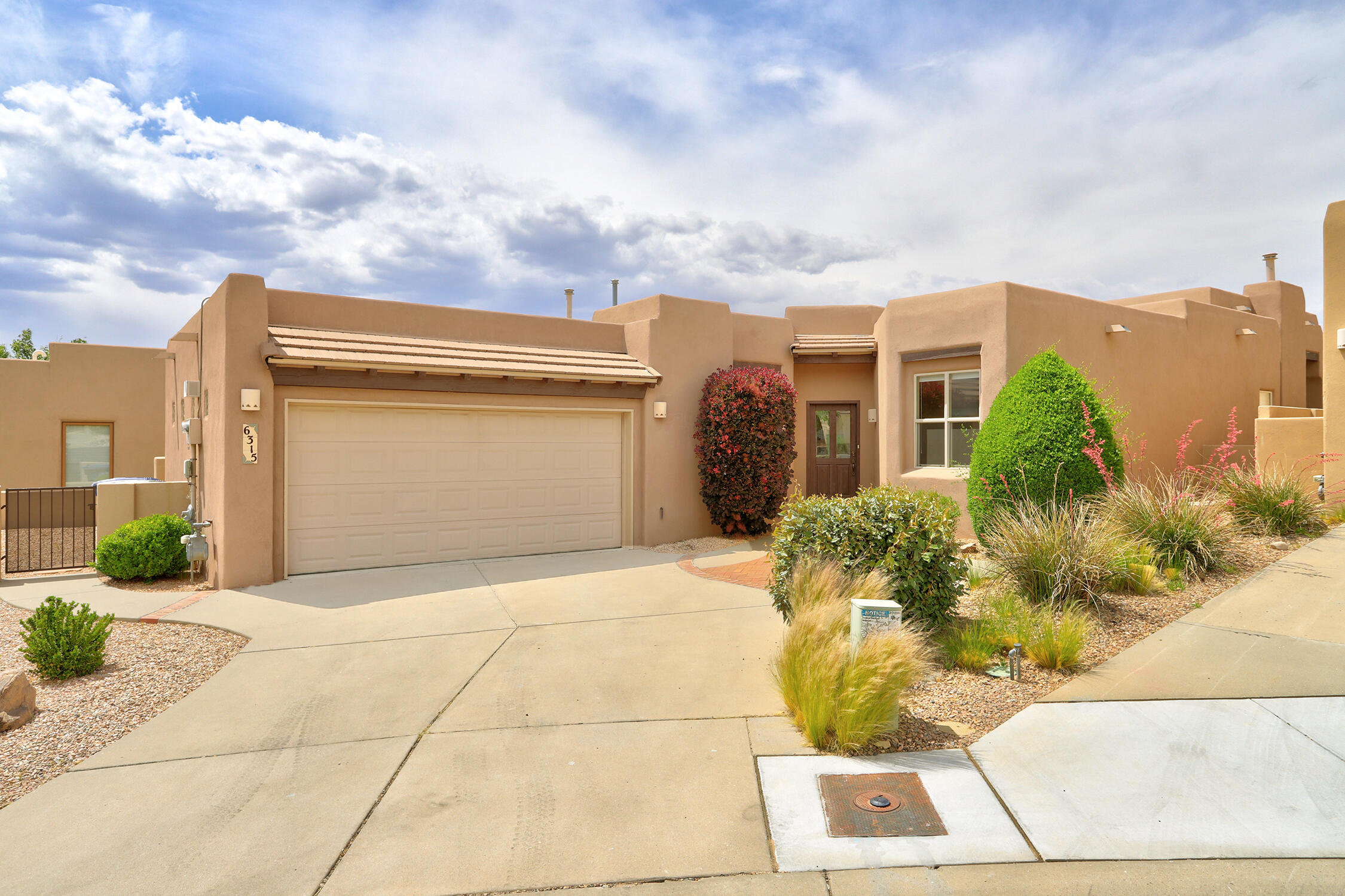 6315 Calla Lily Circle NE