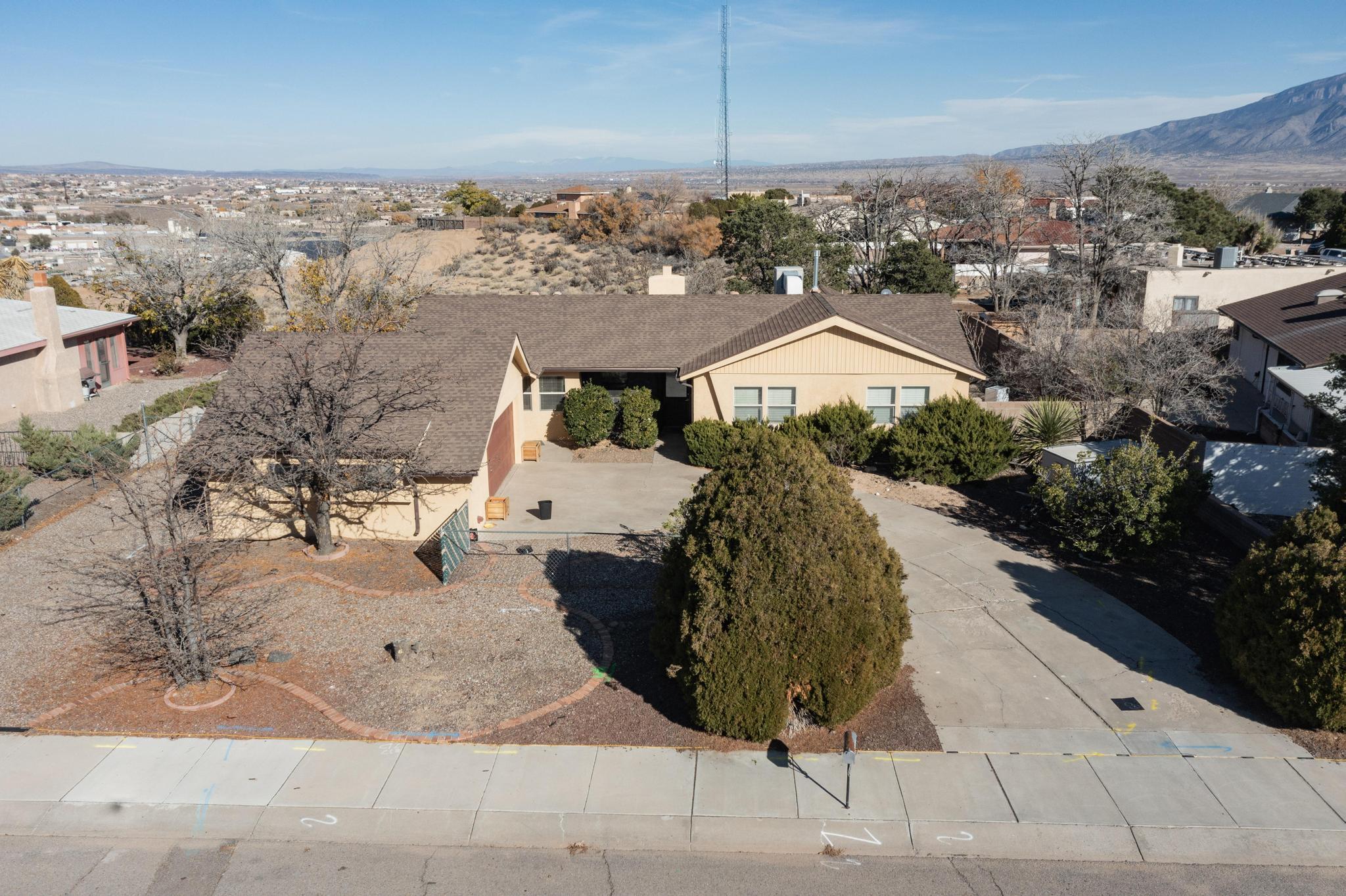 4815 Leon Grande Avenue SE