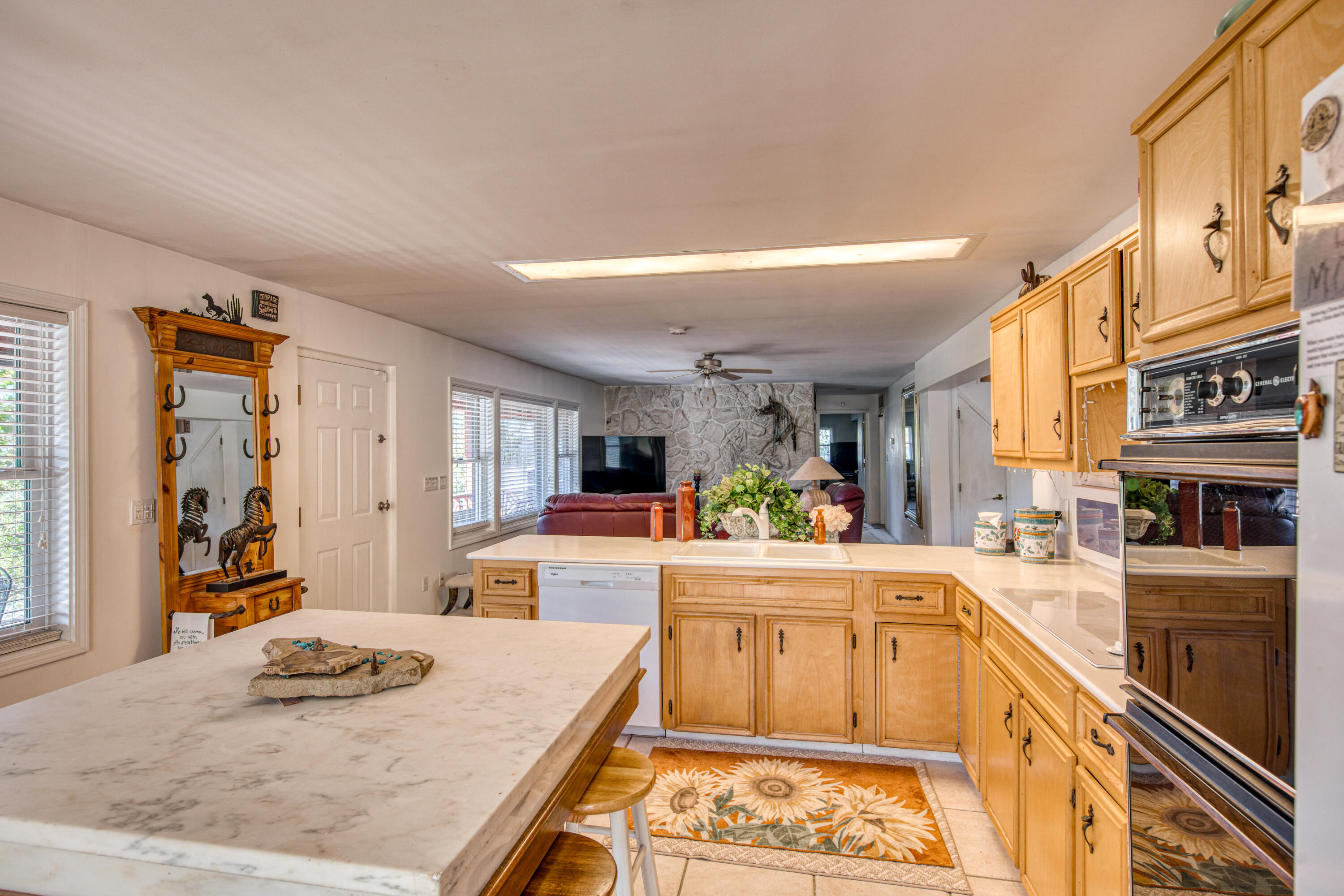 54 Sangre De Cristo Drive, Cedar Crest, New Mexico image 14