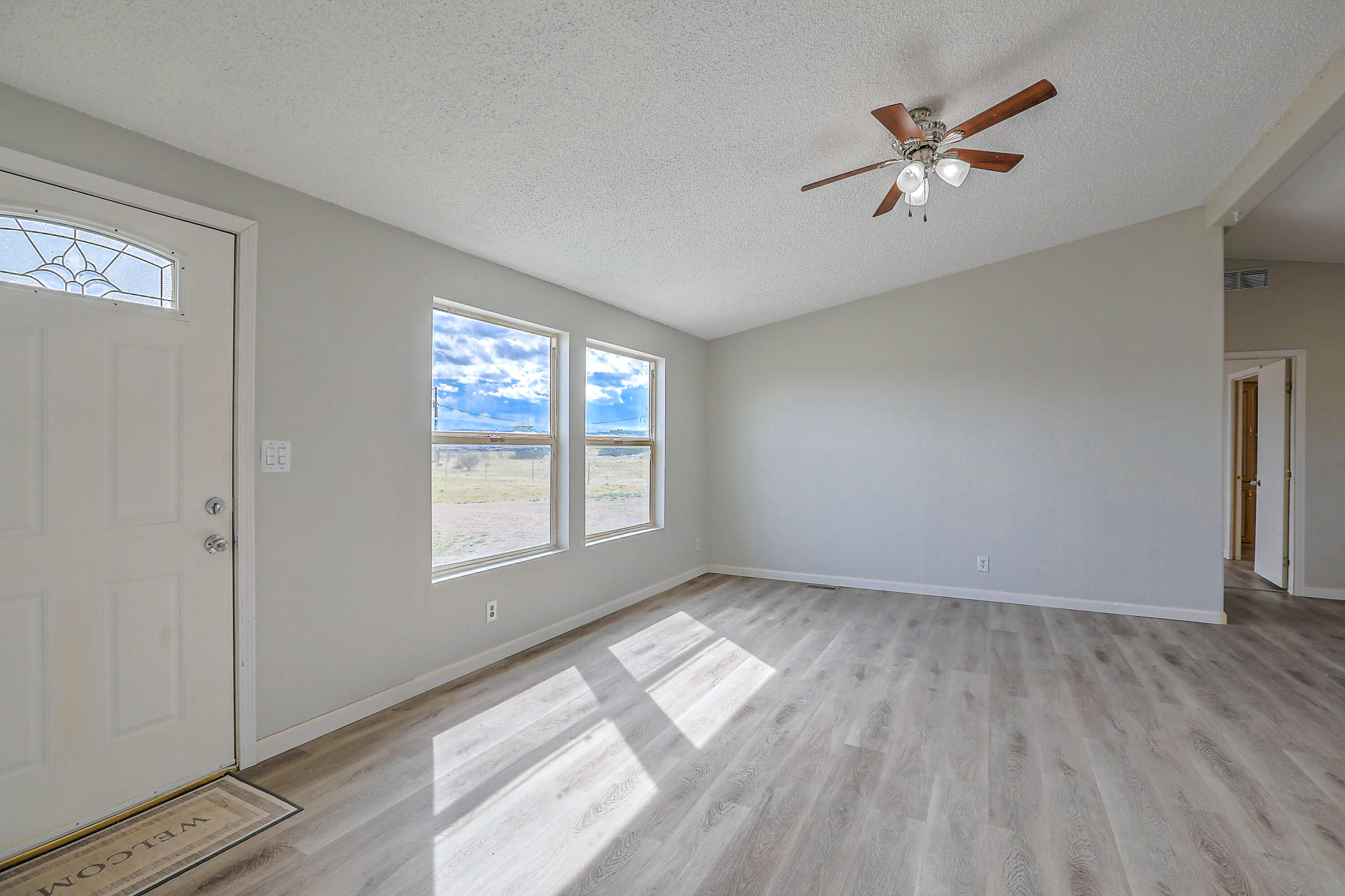 7 Bison Circle, Moriarty, New Mexico image 4