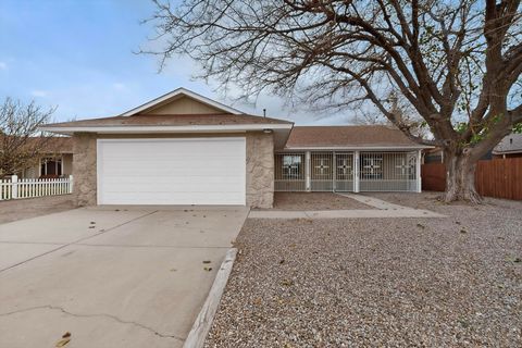 Photo of 5512 Sweetwater Drive NW, Albuquerque, NM 87120 (MLS # 1095316)