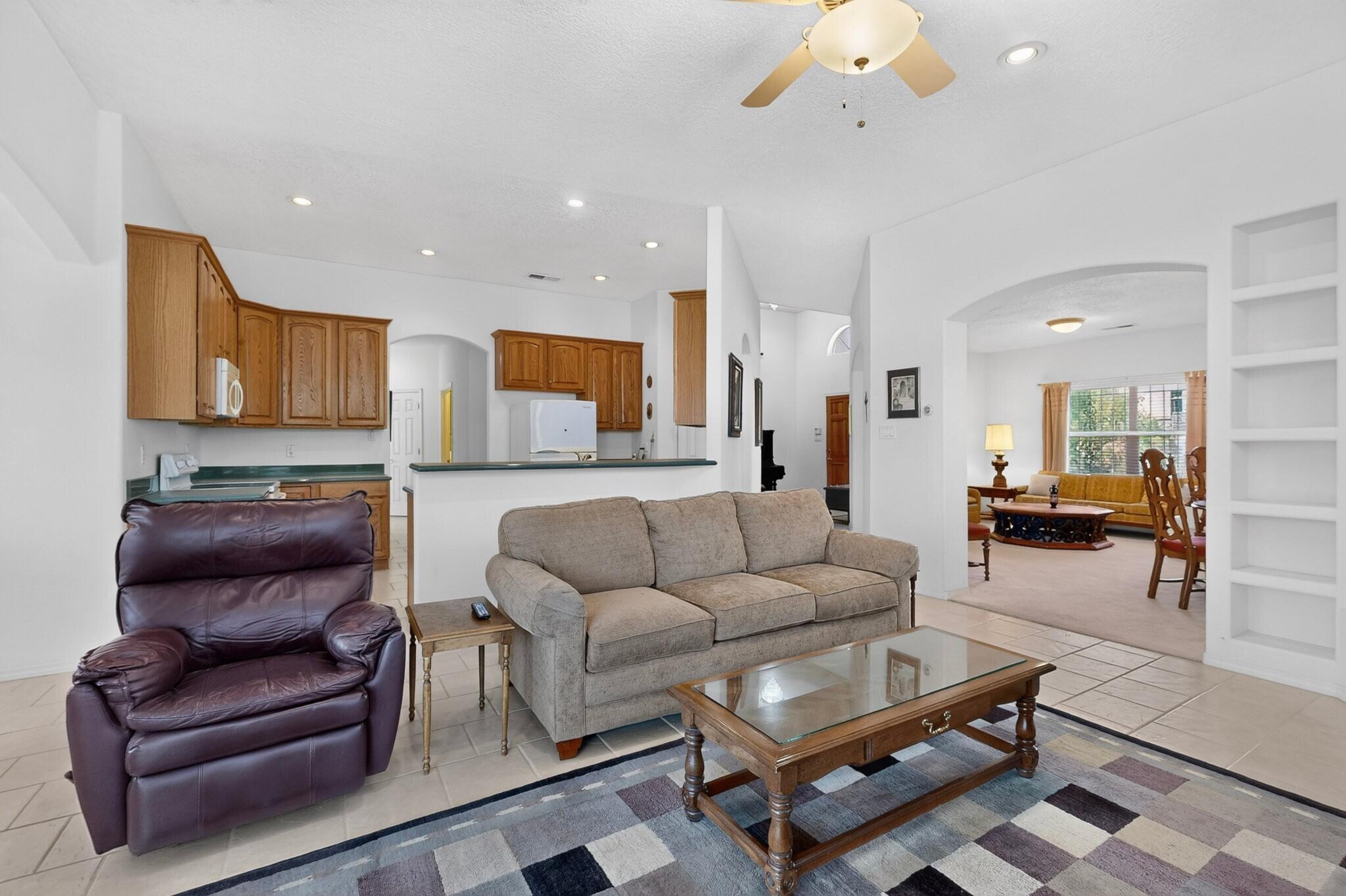4012 Gracia Court NE