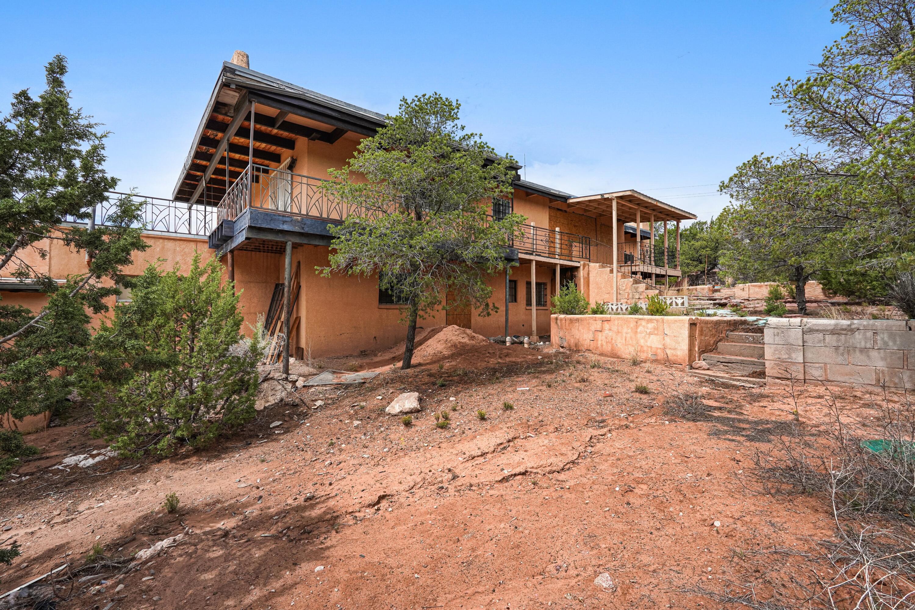 1023 Bishops Lodge Road