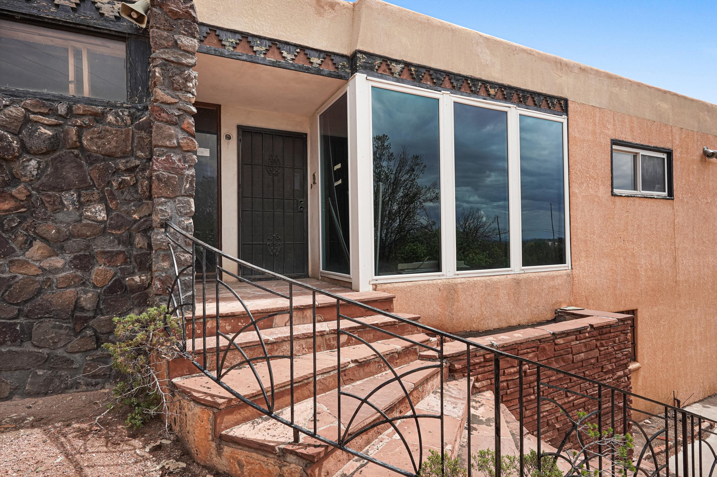 1023 Bishops Lodge Road