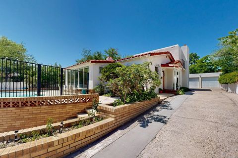 Photo of 805 RIDGECREST Drive SE, Albuquerque, NM 87108 (MLS # 1085627)