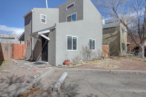 1721 Vail Place SE Albuquerque NM 87106