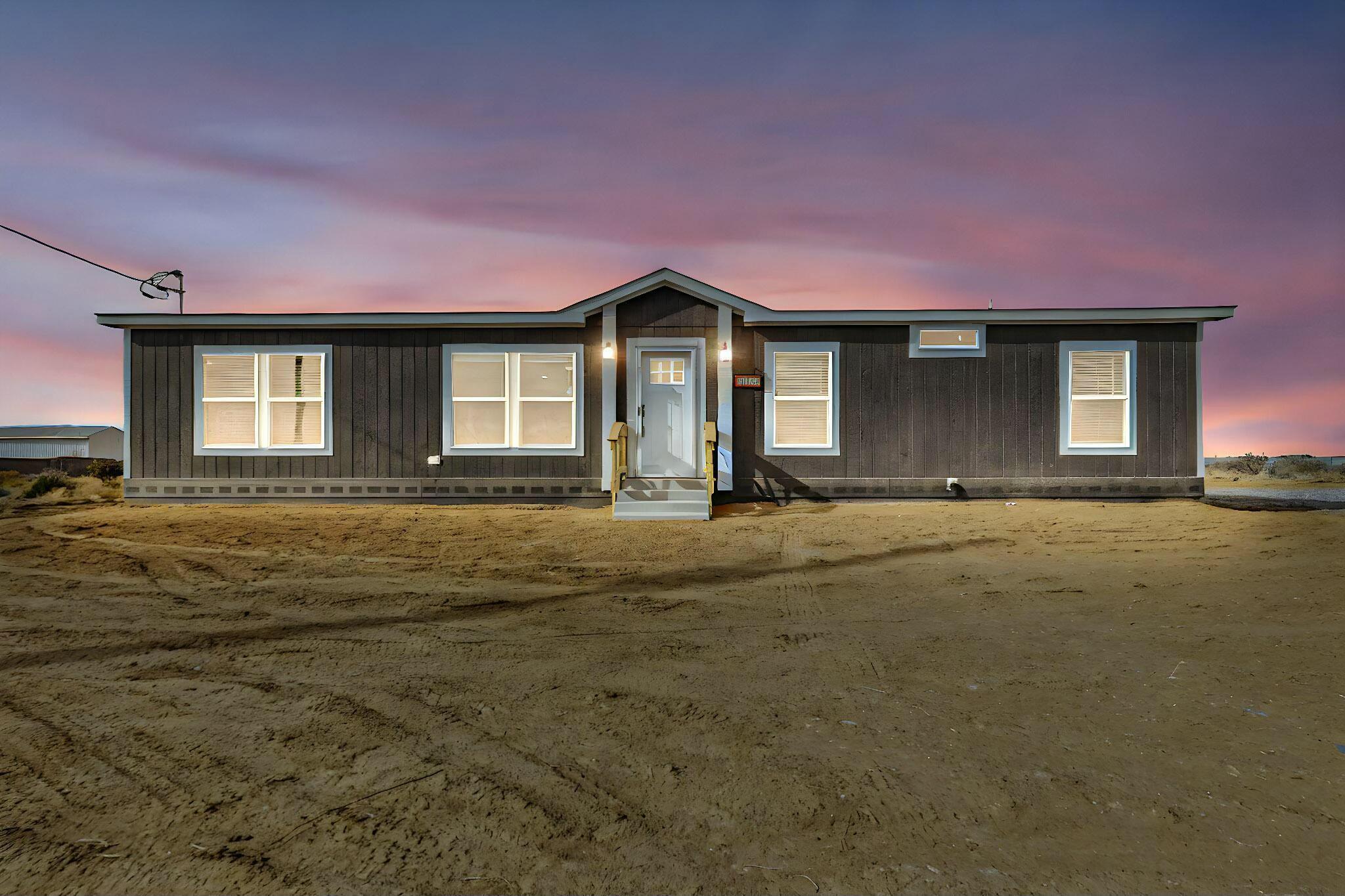 1017 18th Street, Rio Rancho, New Mexico image 1