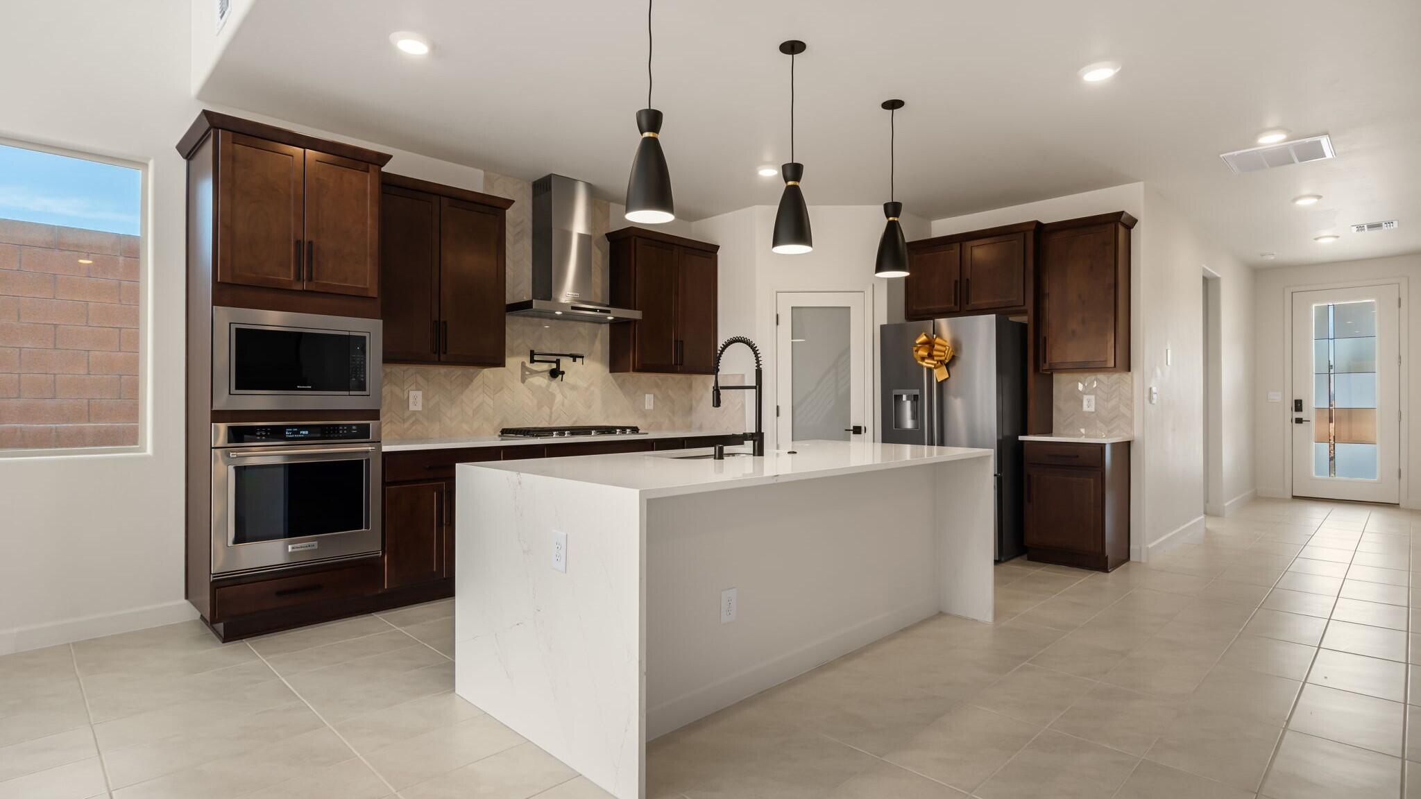 4125 Emerson Drive NE