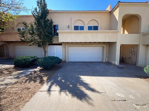Townhouse For Sale - 438 Pinon Creek Road<br/> Albuquerque, NM 87123