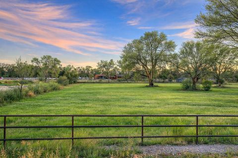 Vacant Land For Sale - 916 Chamisal Road<br/> Bernalillo County, Albuquerque, NM 87107