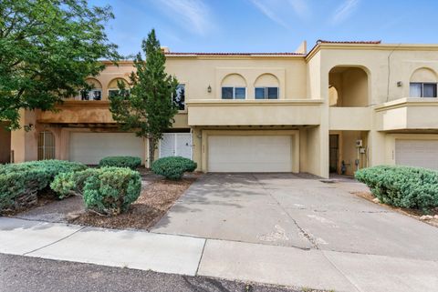 Photo of 438 Pinon Creek Road SE, Albuquerque, NM 87123 (MLS # 1087083)