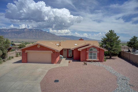 Photo of 2404 Mosca Road NE, Rio Rancho, NM 87124 (MLS # 1105370)
