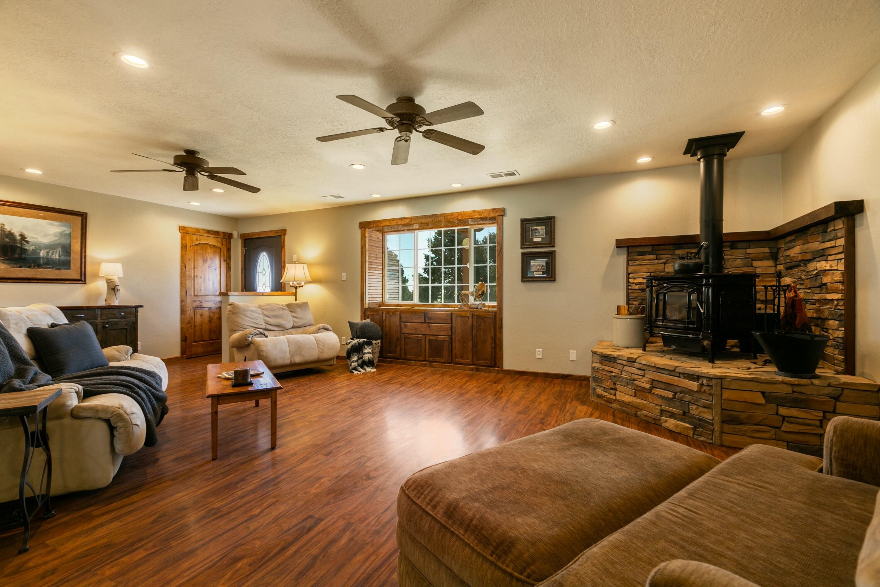 159 Rabbit Run Court, Moriarty, New Mexico image 4