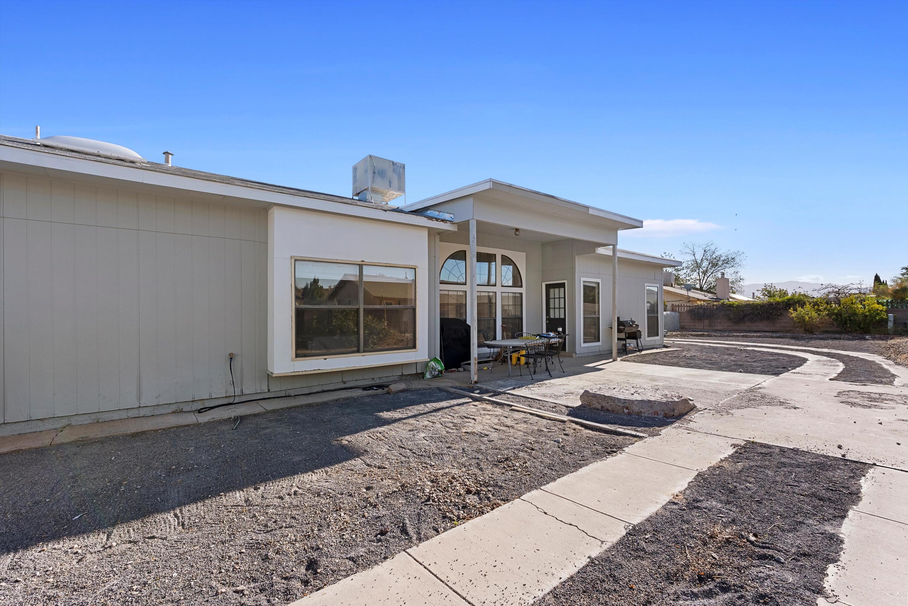 4902 La Pera Court, Rio Rancho, New Mexico image 31