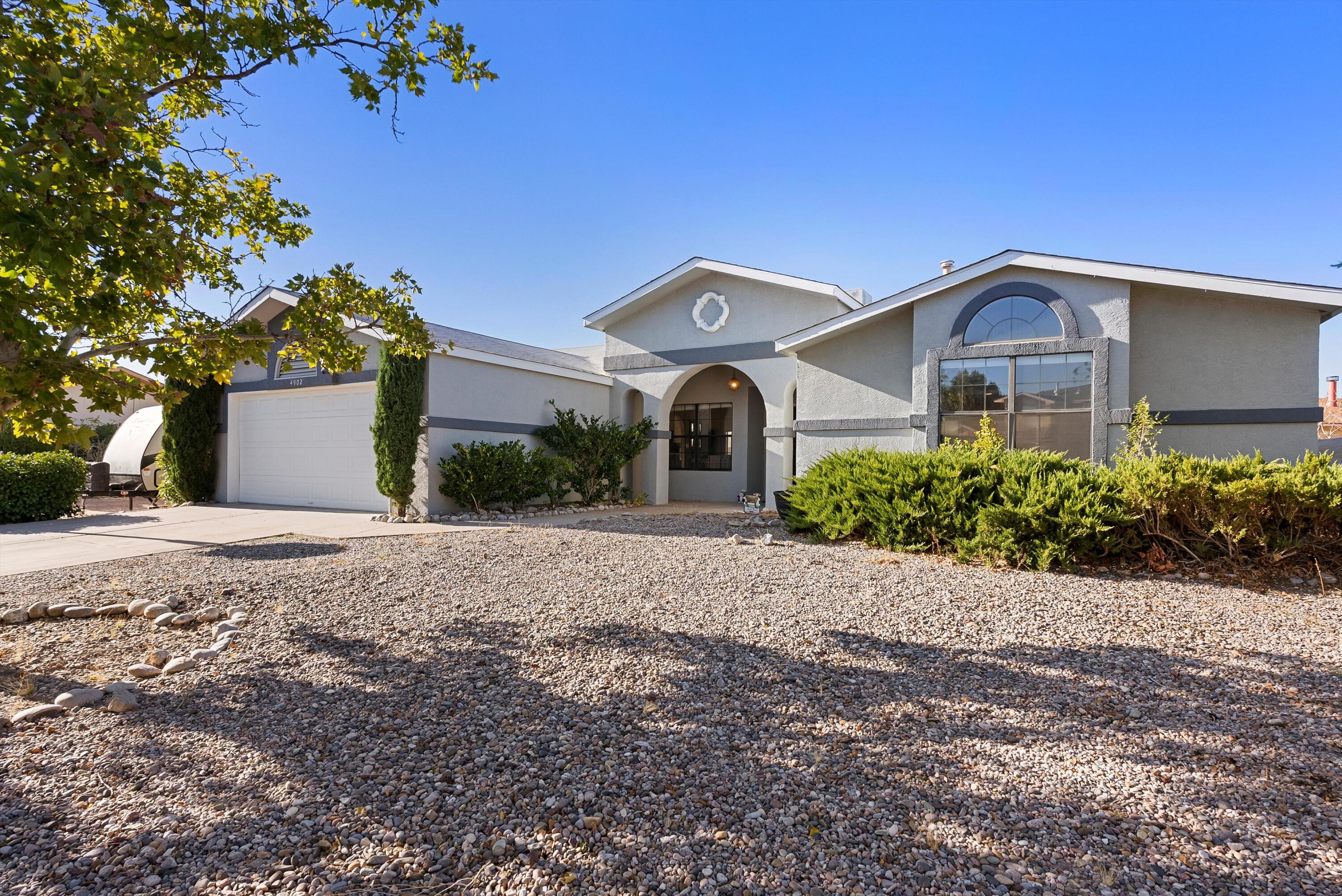 4902 La Pera Court, Rio Rancho, New Mexico image 3