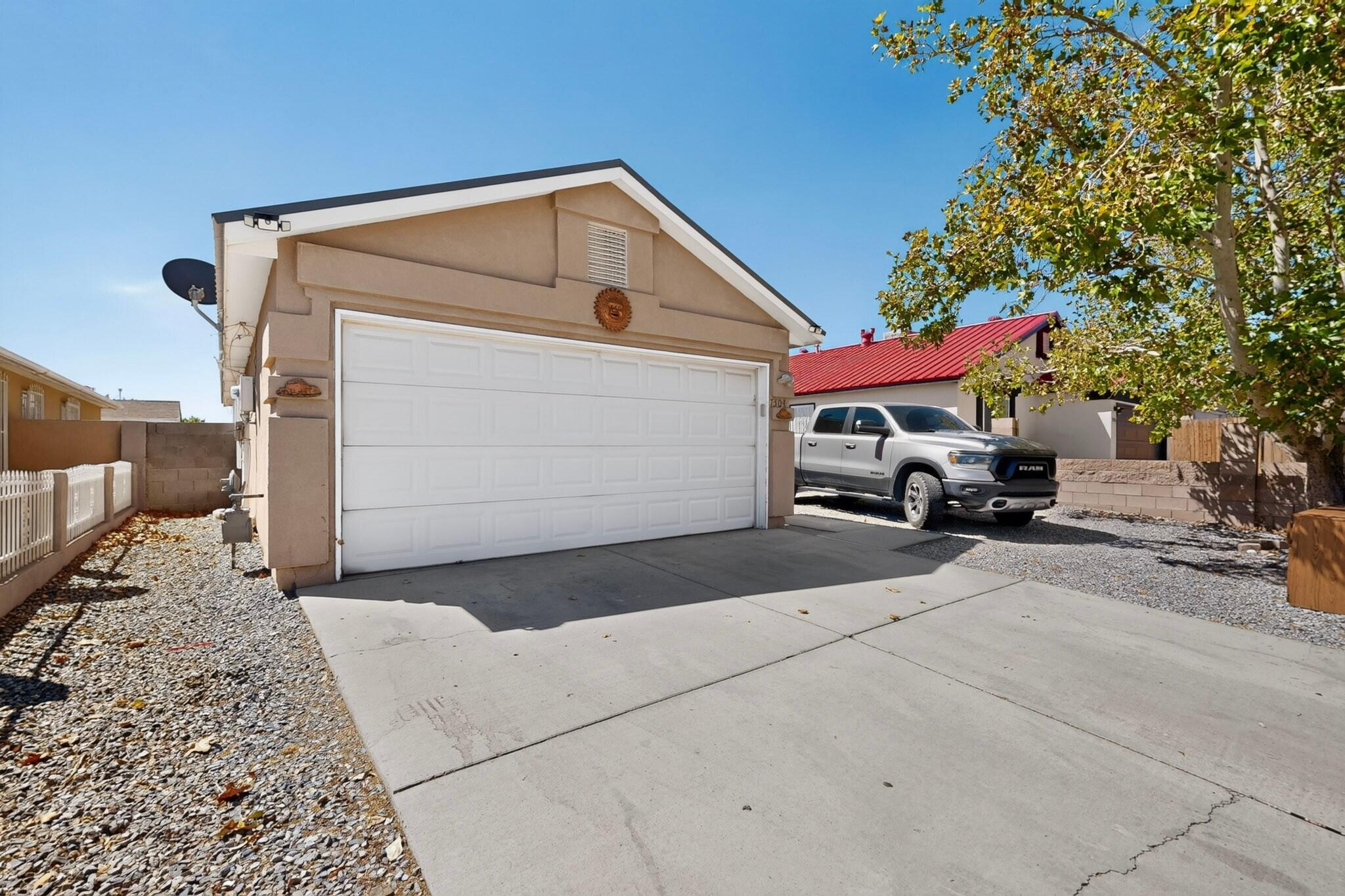 7304 Rainmaker Road SW