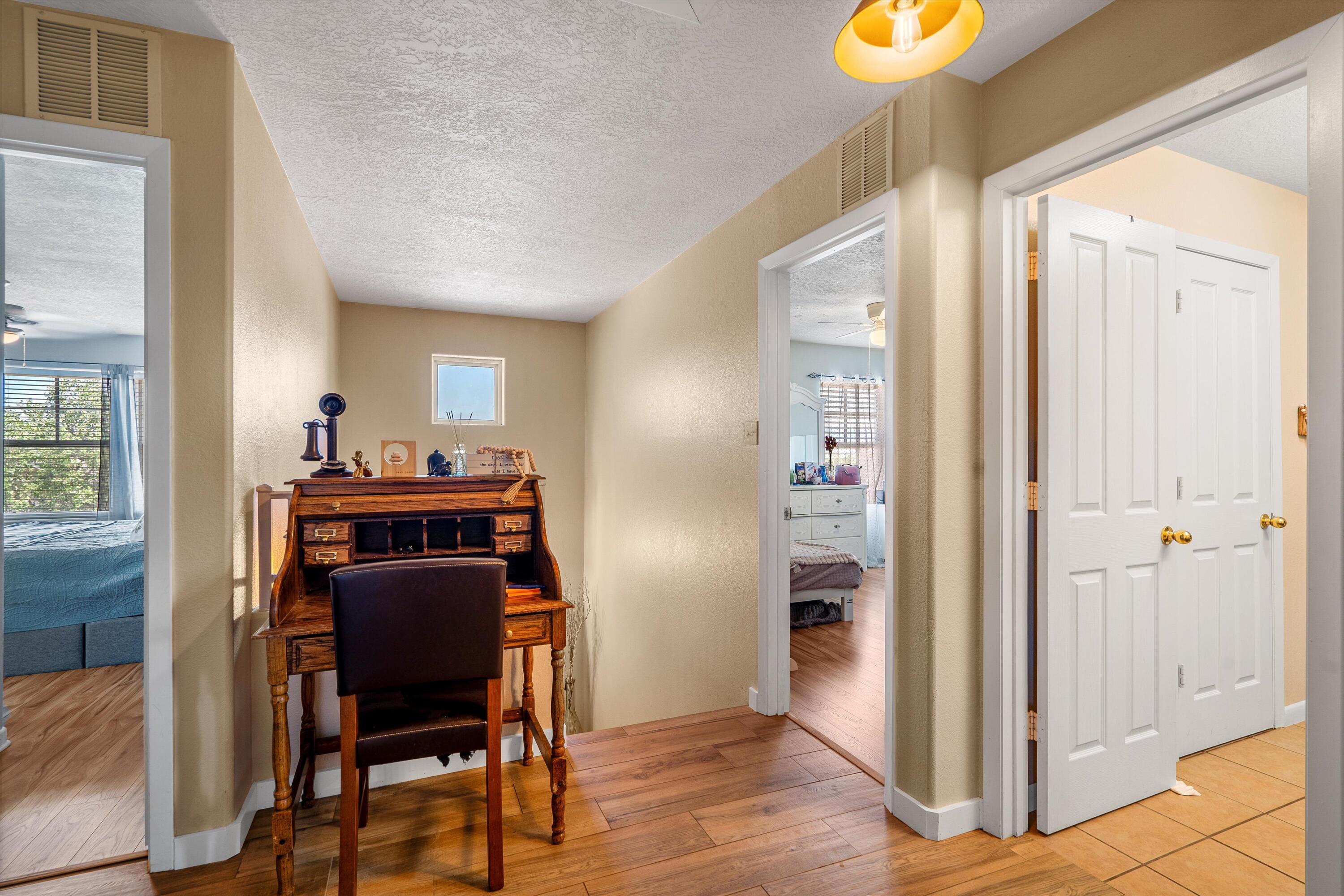 10605 Calle Merida, Albuquerque, New Mexico image 19