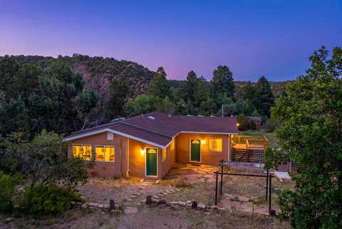 Photo of 2 Cooper Road, Cedar Crest, NM 87008 (MLS # 1108827)