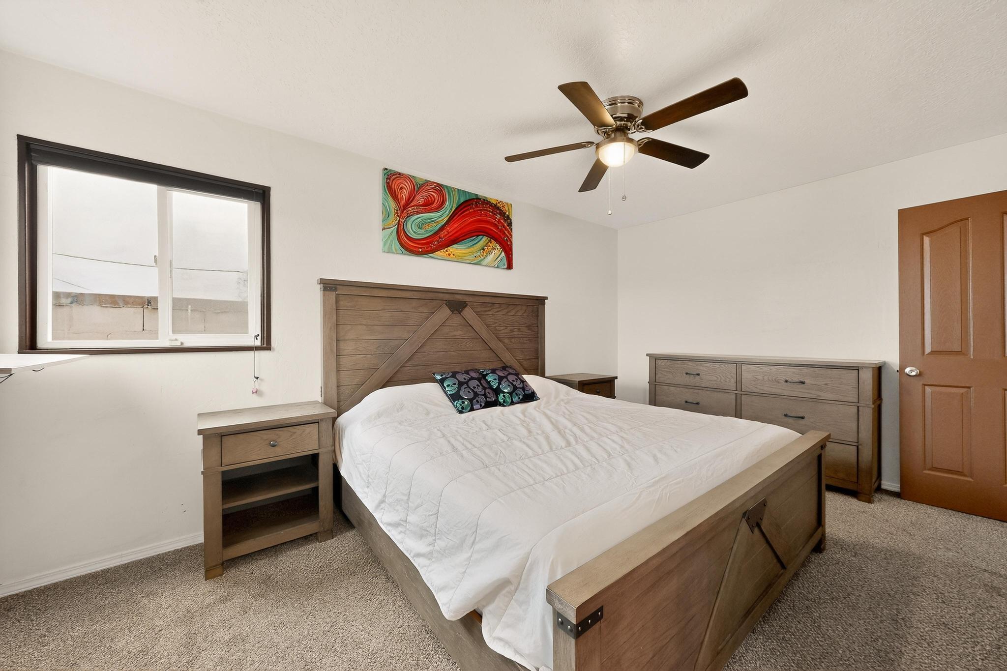 10516 Love Avenue NE