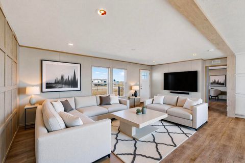 Mobile Home For Sale - 53 Airport Drive Street<br/> Valencia County, Los Lunas, NM 87031