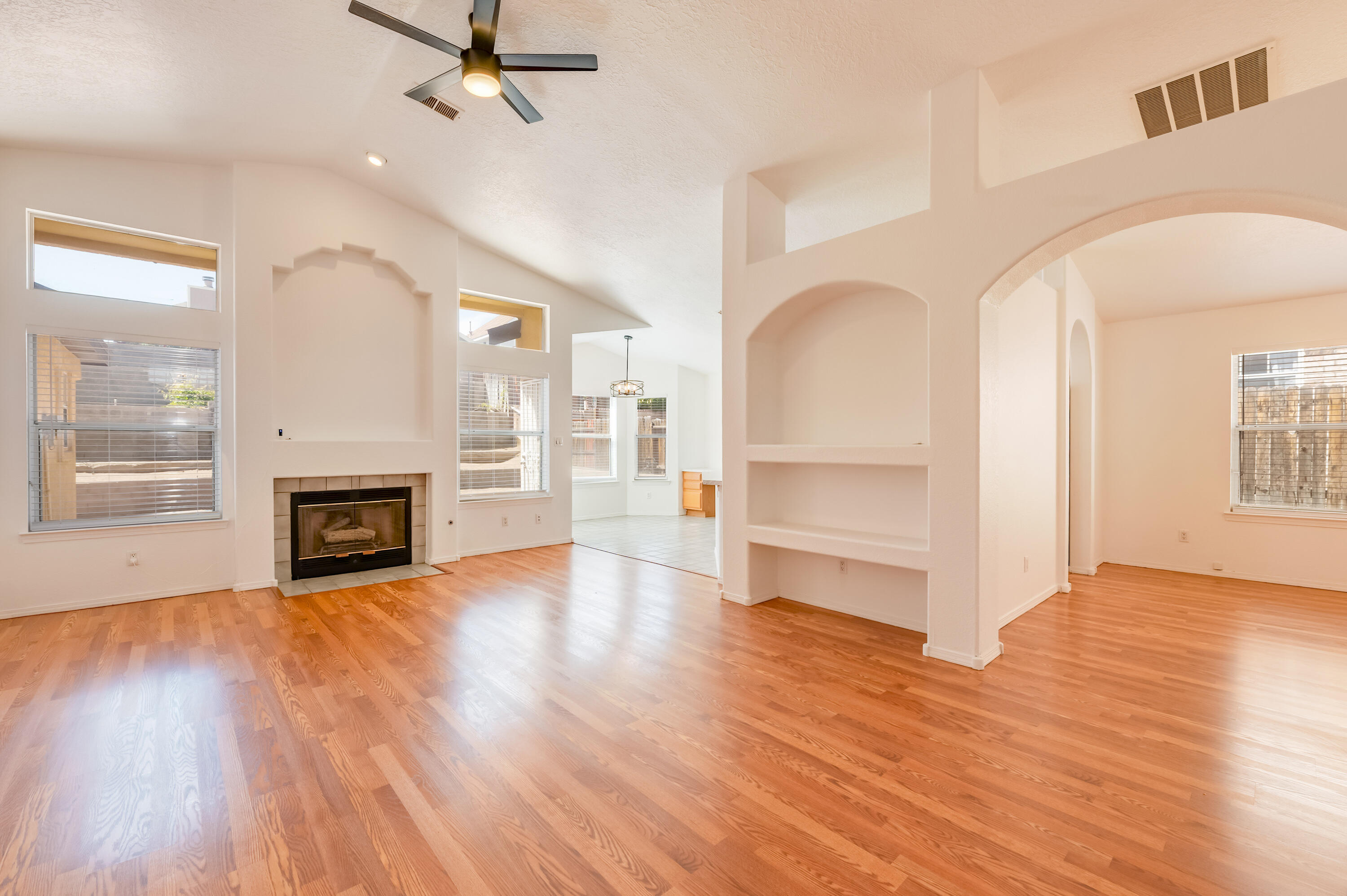 9221 Prickly Pear Street, Albuquerque, New Mexico image 19