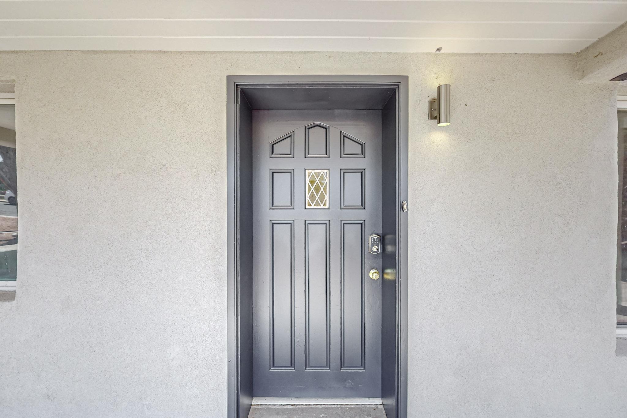 211 Amherst Drive SE