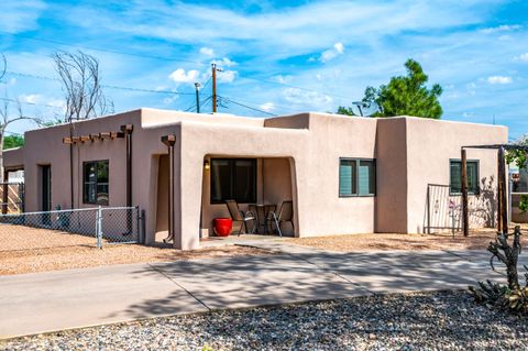Photo of 4501 8th Street NW, Albuquerque, NM 87107 (MLS # 1103625)