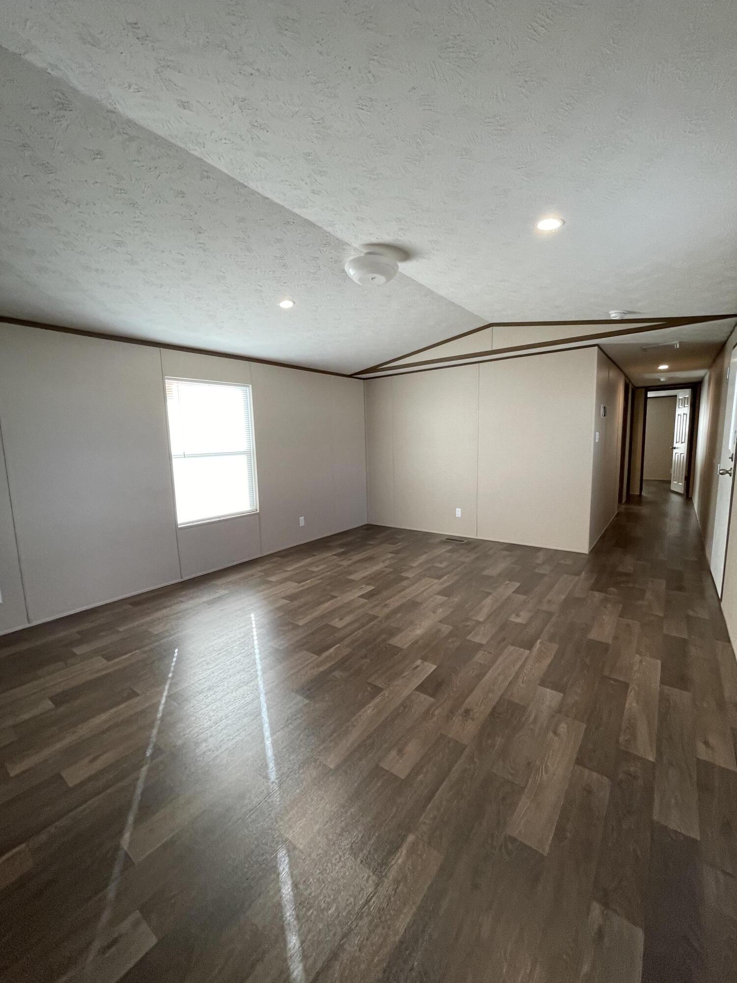 5227 Cerritos Avenue, Los Lunas, New Mexico image 4