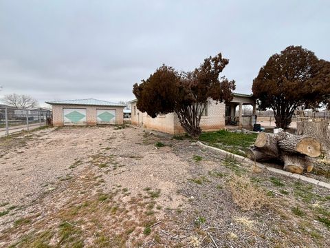 Photo of 1343 LOS LENTES Road NE, Los Lunas, NM 87031 (MLS # 1097561)