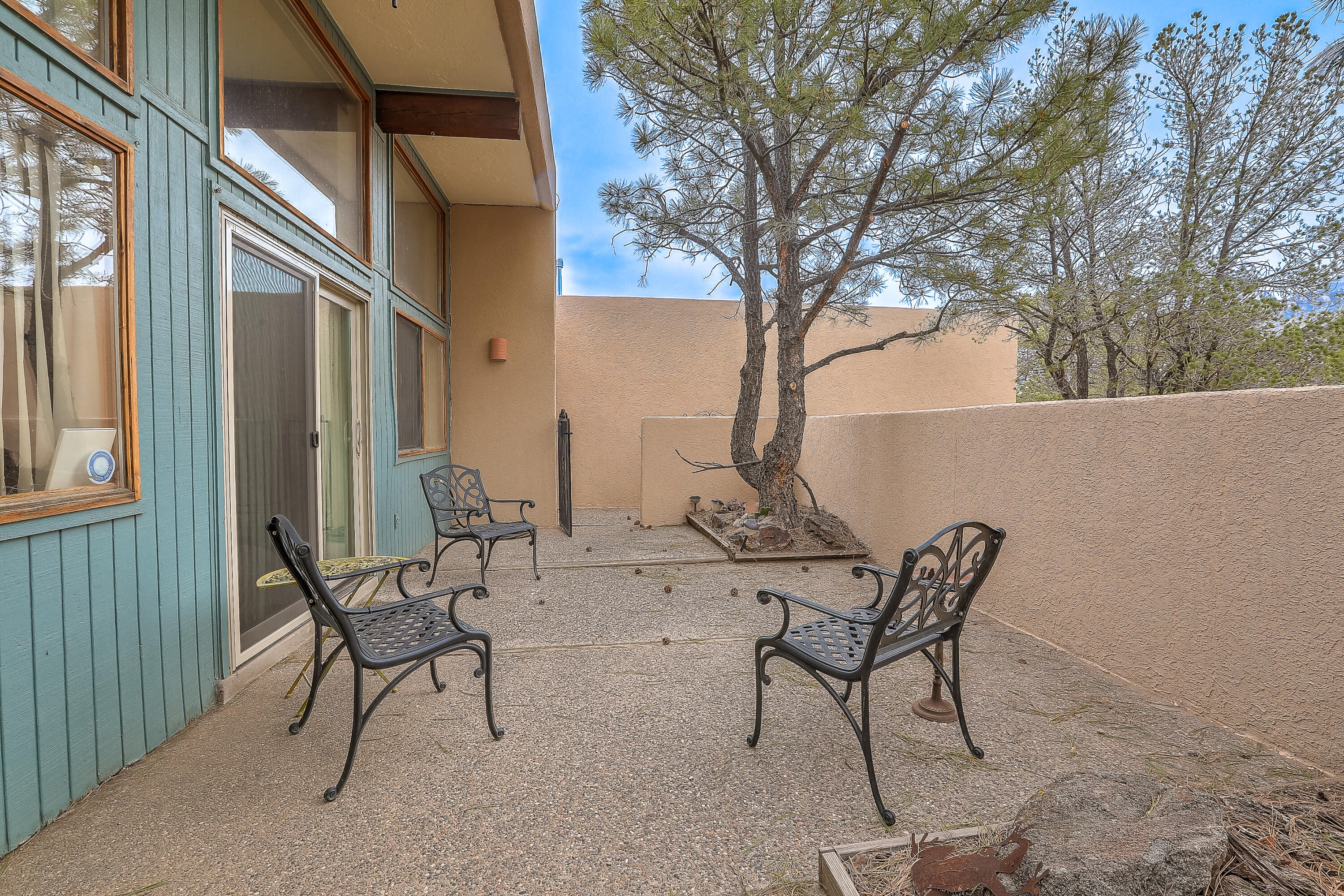 1929 Quail Run Drive, Albuquerque, New Mexico image 5