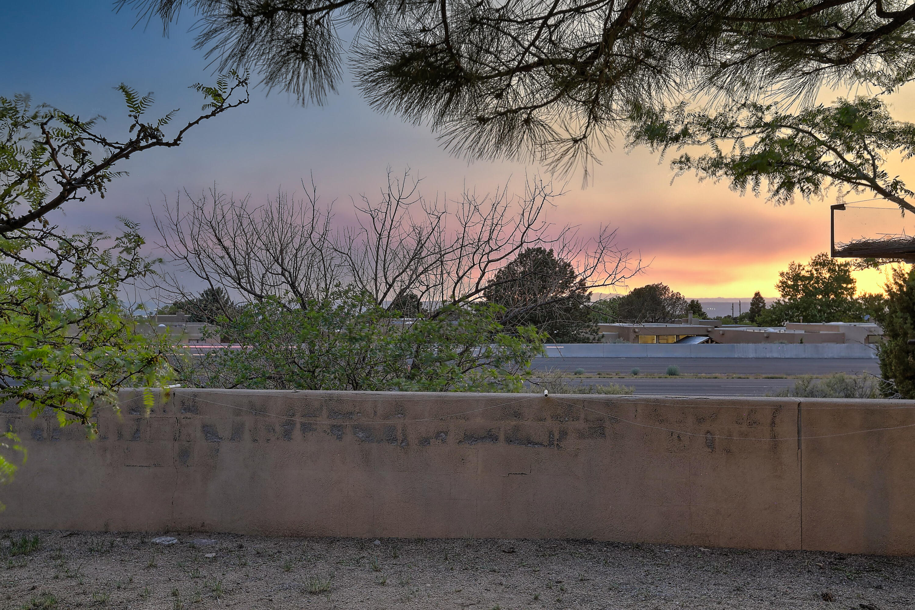 1929 Quail Run Drive, Albuquerque, New Mexico image 7
