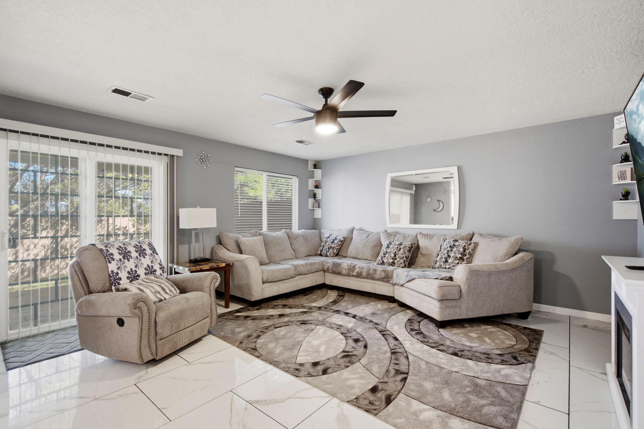 2944 Quail Pointe Drive NW