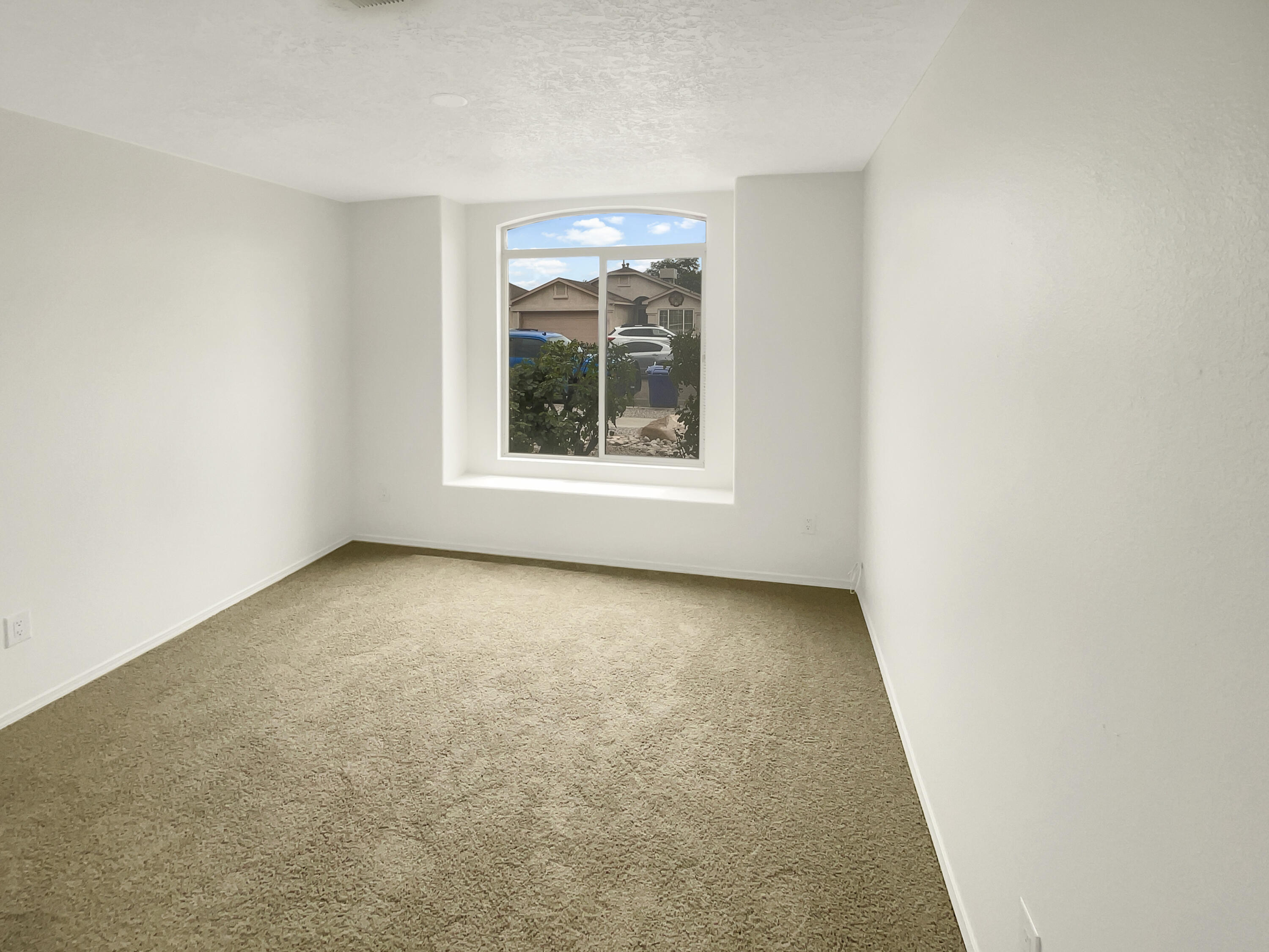 805 MALACHITE Drive SW