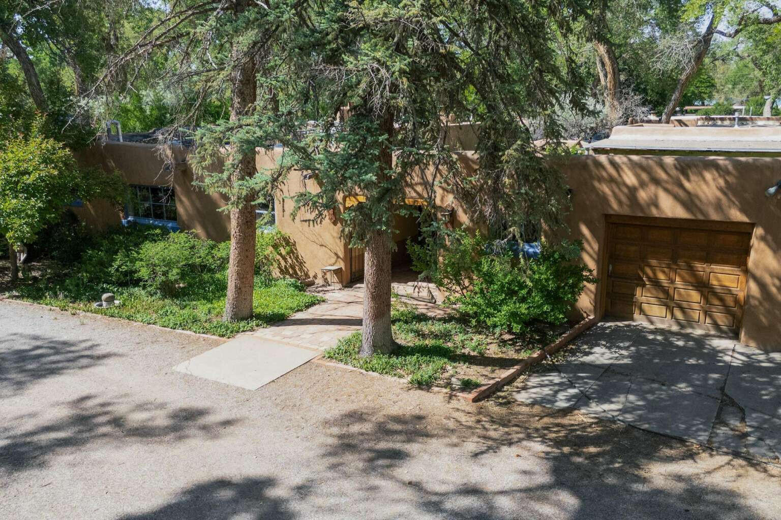 147 Via Oreada, Corrales, New Mexico image 6
