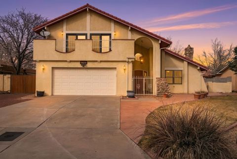 Photo of 5801 Flor Del Rey NW, Albuquerque, NM 87120 (MLS # 1098674)