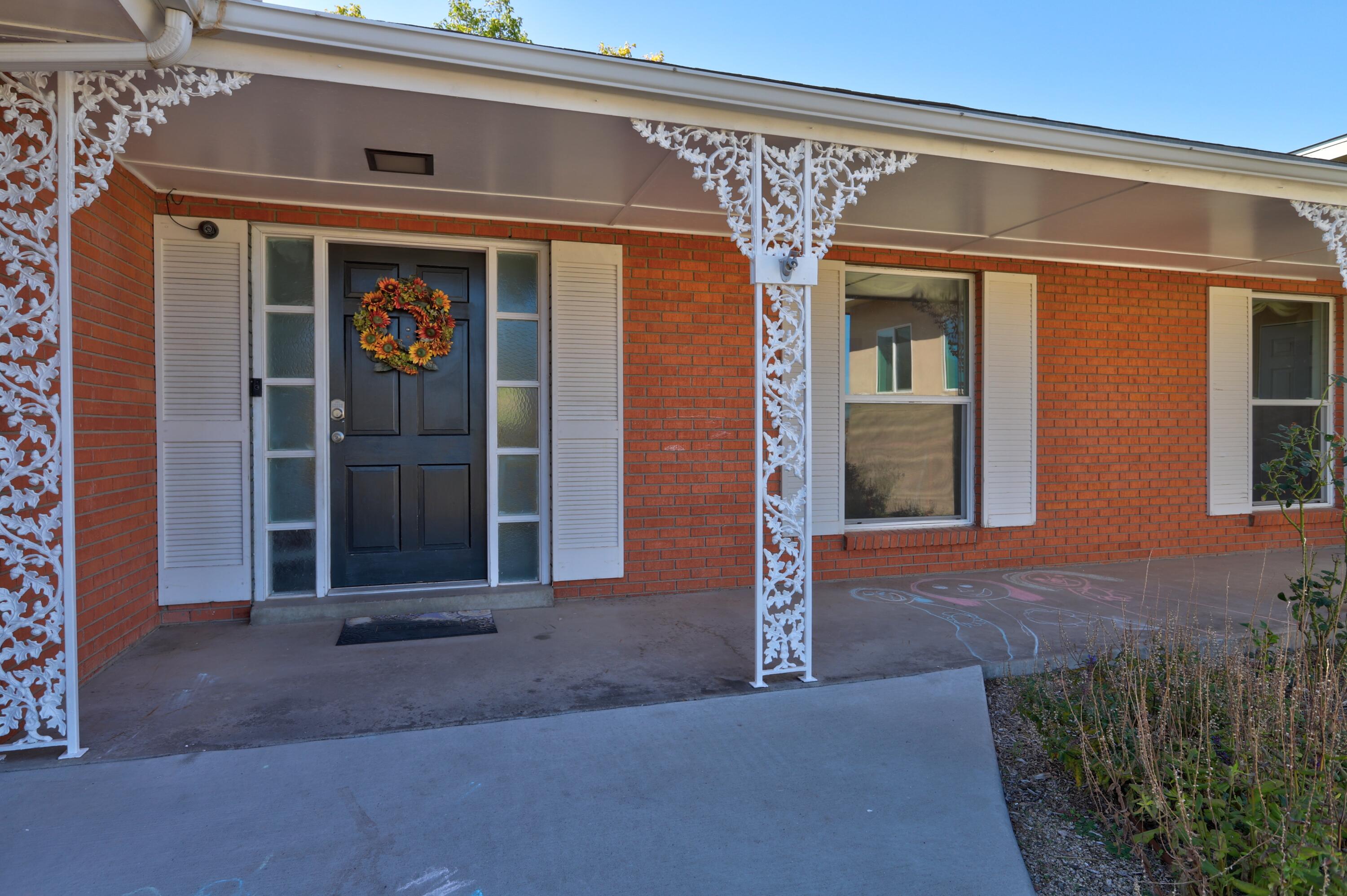 905 Warm Sands Trail SE