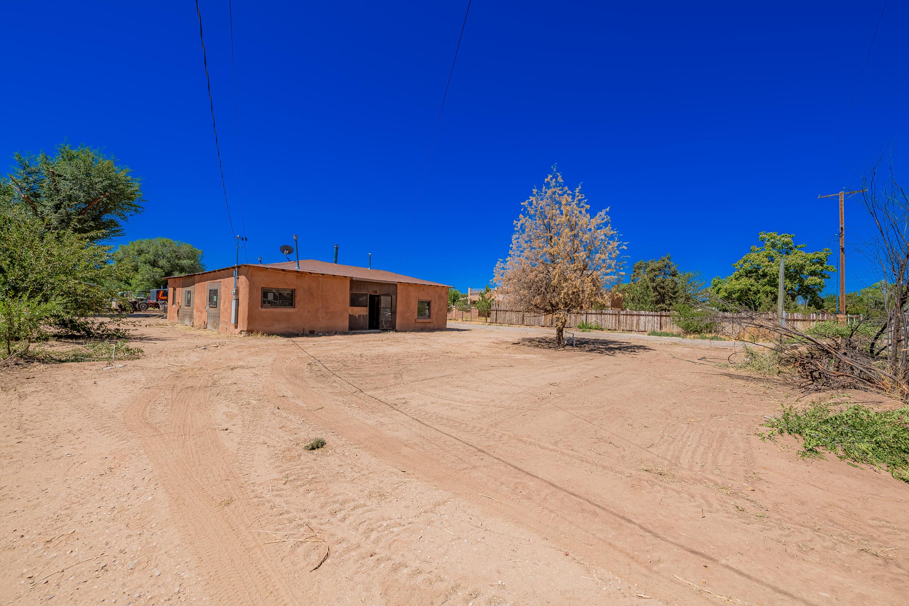 1022 Camino Del Bosque, Bernalillo, New Mexico image 1