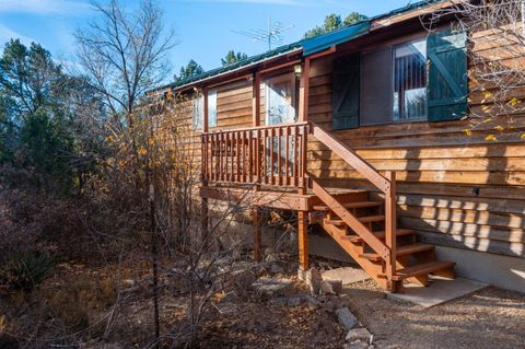 Photo of 10 Days Done Road, Tijeras, NM 87059 (MLS # 1094490)