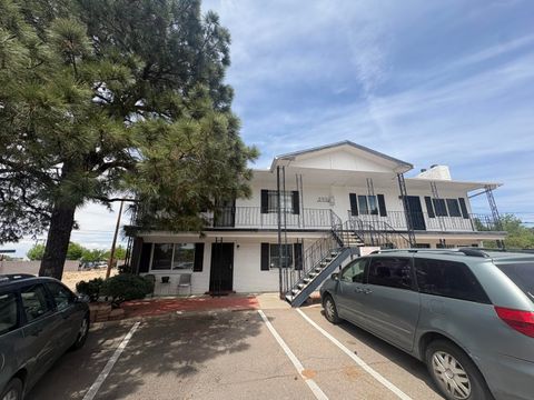 Photo of 3931 Ortiz Court NE #APT B, Albuquerque, NM 87110 (MLS # 1102118)