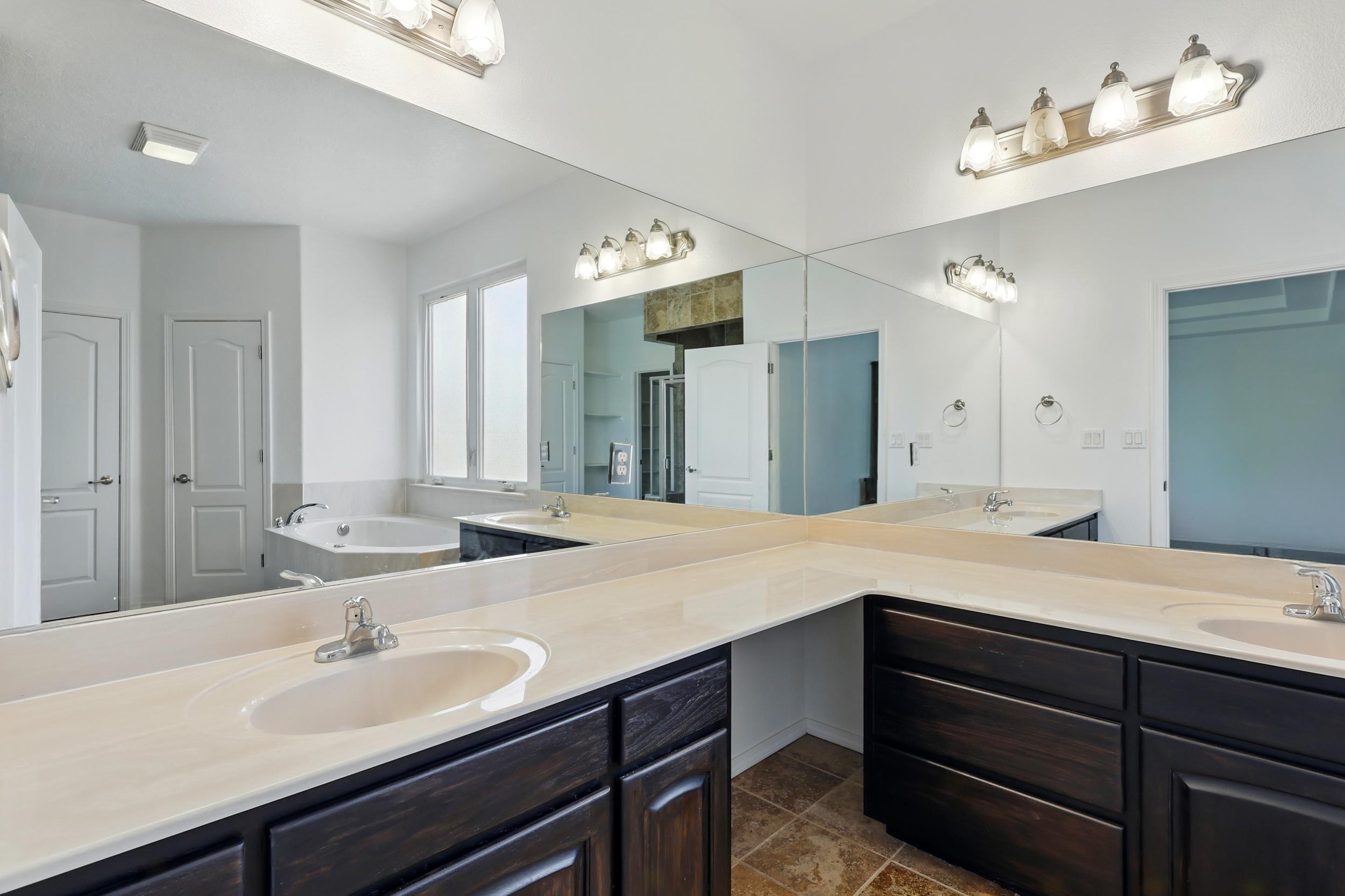 2061 Blaylock Lane, Los Lunas, New Mexico image 34