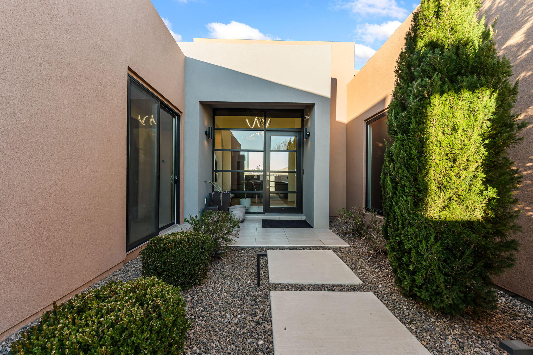 10434 Amara Vista Court NE