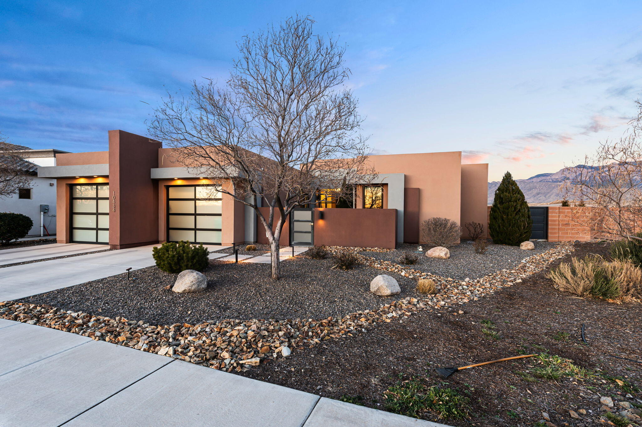 10434 Amara Vista Court NE