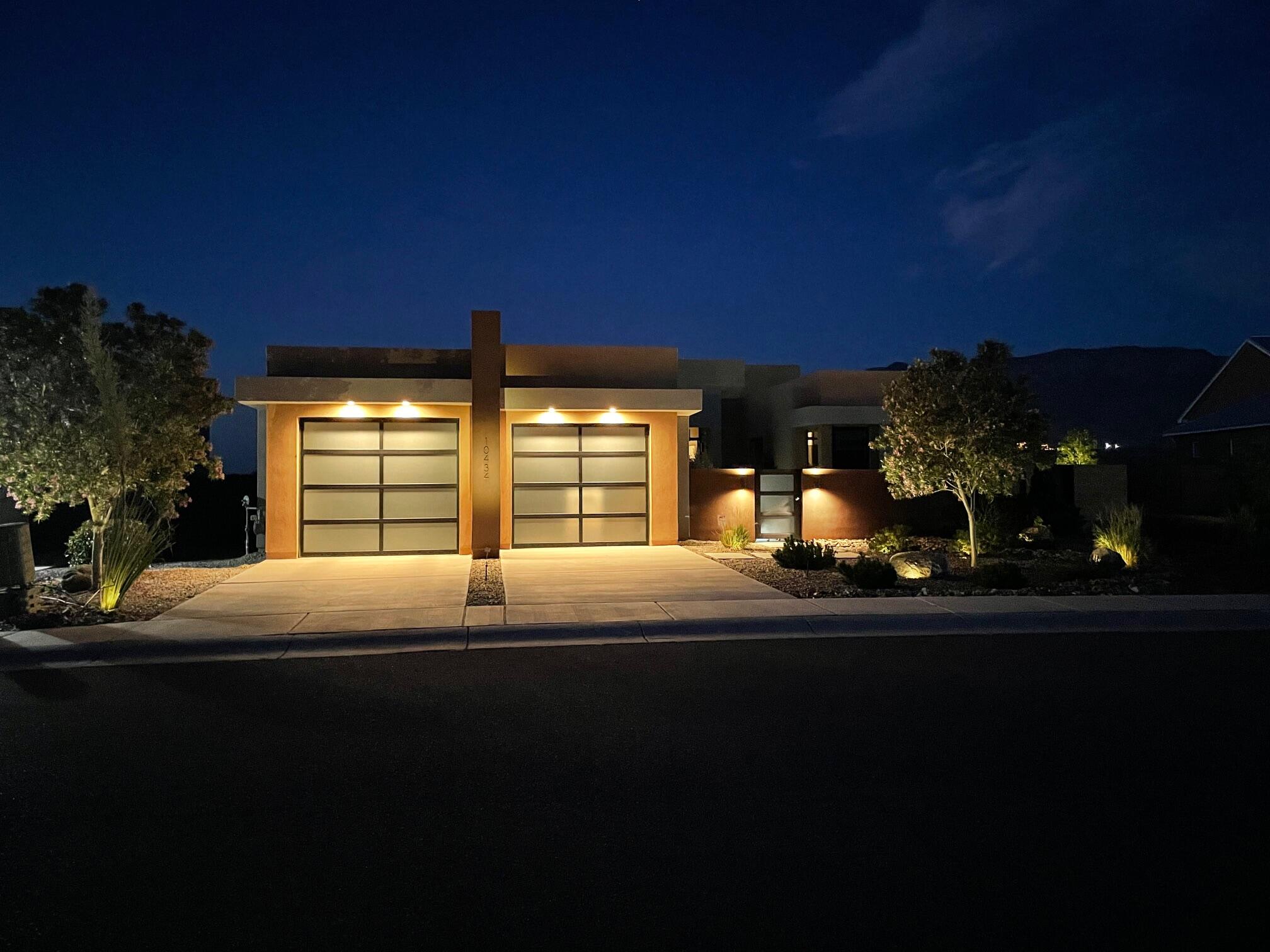 10434 Amara Vista Court NE