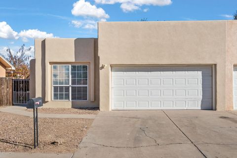 Photo of 612 Wanda Street SW, Los Lunas, NM 87031 (MLS # 1094596)