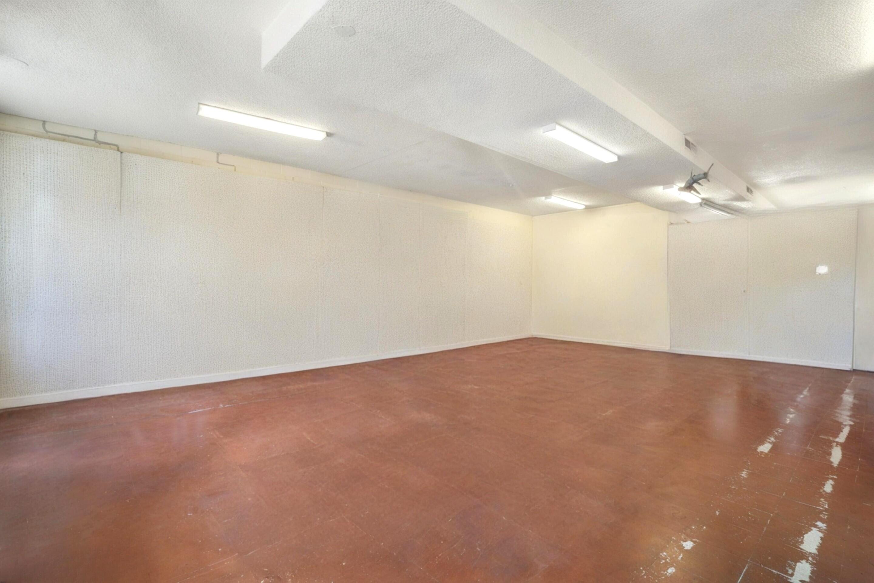 3907 CENTRAL Avenue 3907 NE