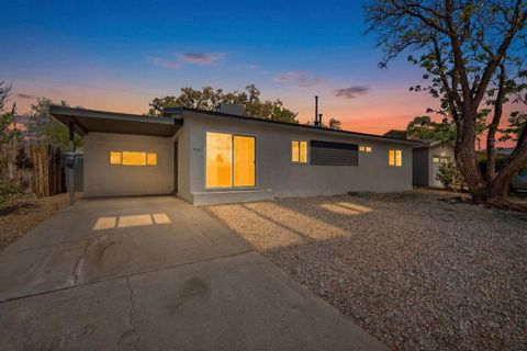 10429 Mountain Road NE Albuquerque NM 87112